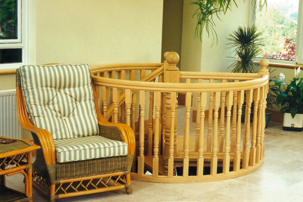 Circular balustrade in ash