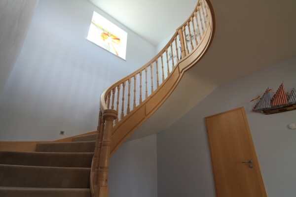 Circular staircase in maple