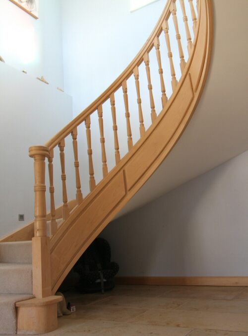 Circular staircase in maple