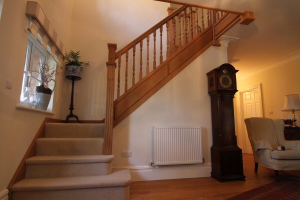 Dog leg staircase in oak