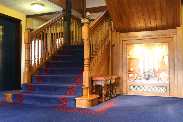 Golf Club main staircase - Within prestigious golf club